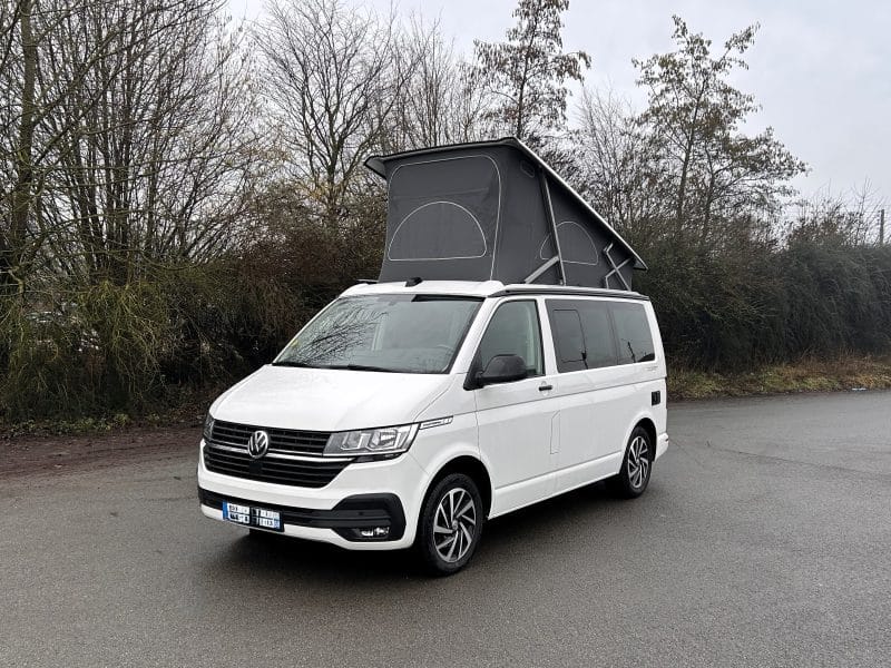 🚐 VOLKSWAGEN CALIFORNIA T6.1 COAST - 2LTDI 150 ch DSG7 - juin 2023 - 97500 km - 53 900€ - Prêt à voyager 🌍
