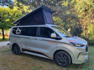 VAN PANAMA 5 places P10+ Ford TOURNEO 136ch 2025 BVA avec attelage