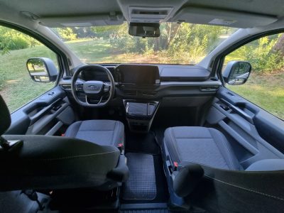 VAN PANAMA 5 places P10+ Ford TOURNEO 136ch 2025 BVA avec attelage