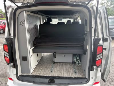 VAN PANAMA 5 places P10+ Ford TOURNEO 136ch 2025 BVA avec attelage