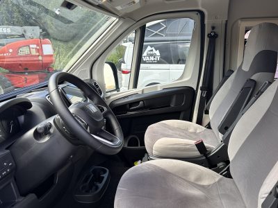 🚐 CHALLENGER FAMILY & SPORT EDITION - 05/2025 - 2.2L 140 ch - BVM - 50000 kms – 55 900€ - Prêt à partir 🌍
