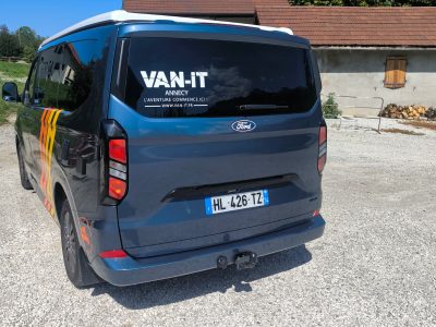 FORD TREKKER 170 CV 4 roues motrices attelage